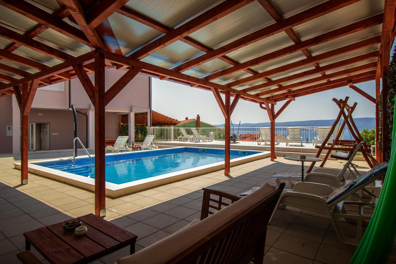 Villa Ljetni San Omis Exterior photo